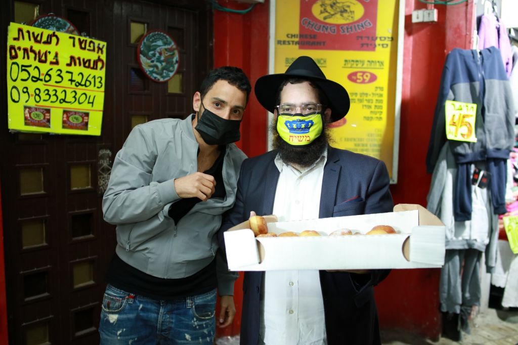 נתניה: רבבות חוגגים חנוכה של גאולה